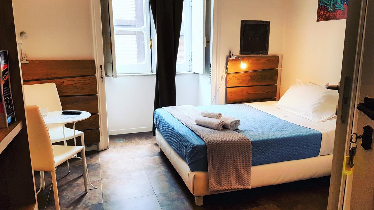 B&B A Durmi Napels Buitenkant foto